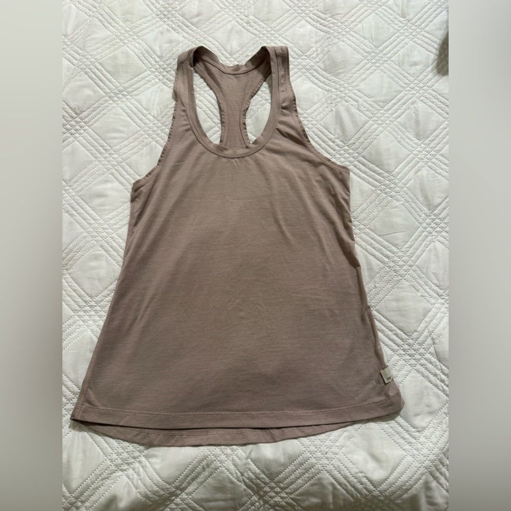 Vuori women’s tank, size small, grey/lavender color